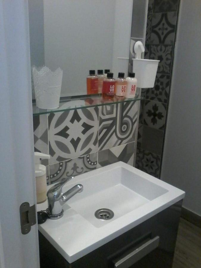 Pequeno Alojamiento Con Mini Piscina - No Climatizada บาเลนเซีย ภายนอก รูปภาพ
