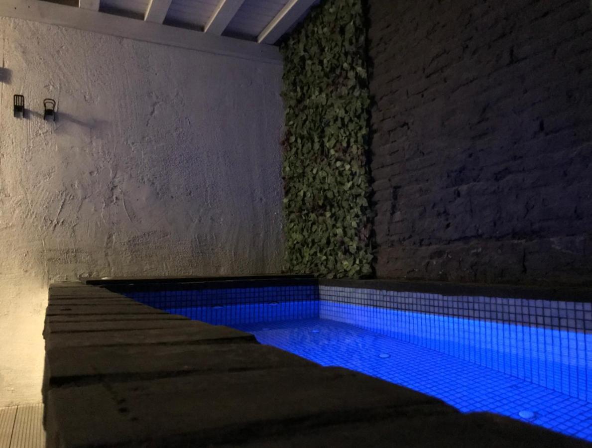 Pequeno Alojamiento Con Mini Piscina - No Climatizada บาเลนเซีย ภายนอก รูปภาพ