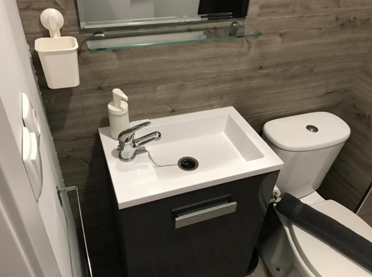 Pequeno Alojamiento Con Mini Piscina - No Climatizada บาเลนเซีย ภายนอก รูปภาพ