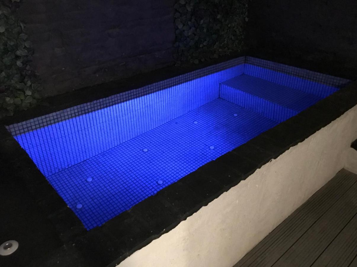 Pequeno Alojamiento Con Mini Piscina - No Climatizada บาเลนเซีย ภายนอก รูปภาพ